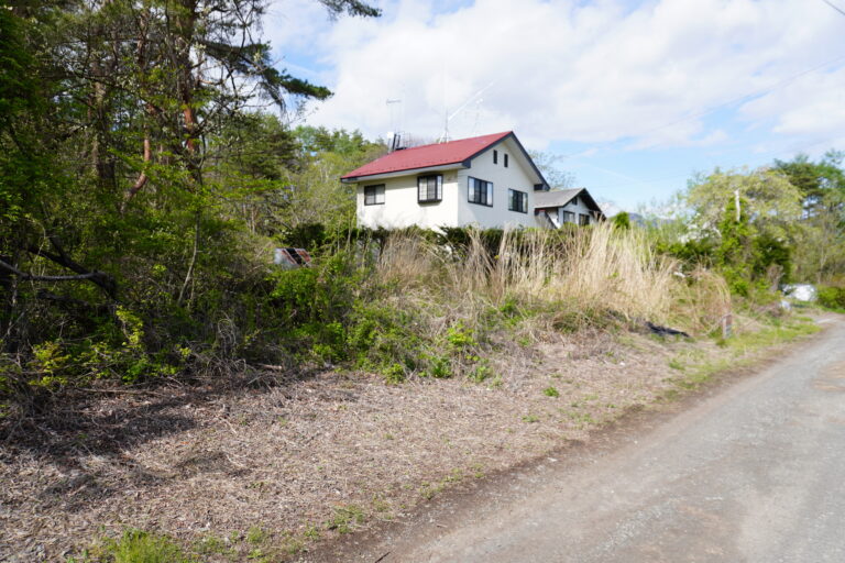 【土地】清里の高みに誘う、標高1,100mの理想地