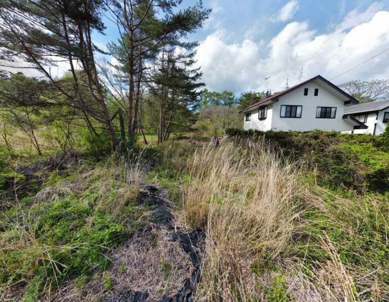 【土地】清里の高みに誘う、標高1,100mの理想地