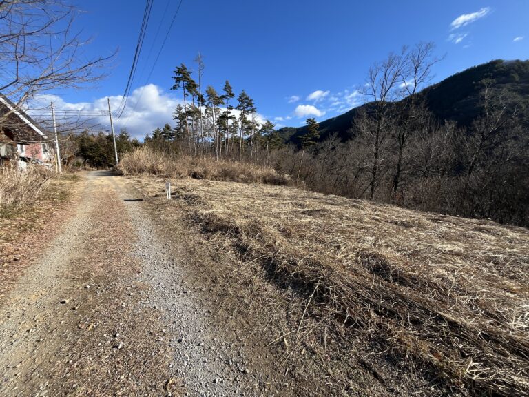 【土地】高台から山々を望む、陽光あふれる静寂の地