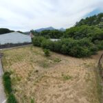 【中古物件】高原大橋入口交差点すぐ、広大な敷地で多目的に活用可能
