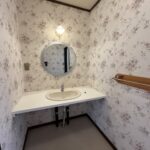 【中古物権】吹き抜けとアトリエが広げる、創造のある暮らし。 南傾斜の陽だまりに佇む、360坪のゆとり邸。