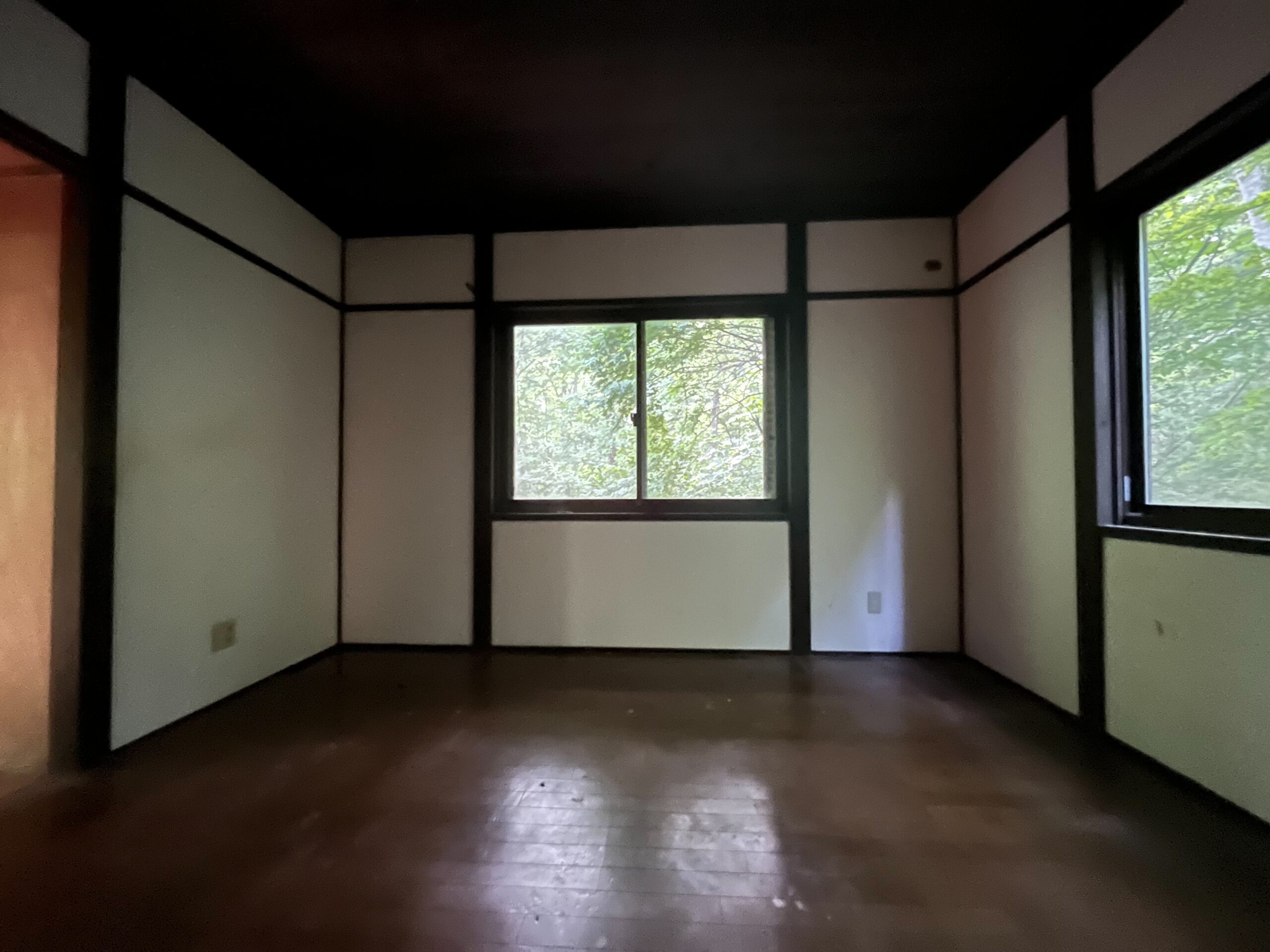 【中古物件】山の中にひっそりと佇む、囲炉裏のある一軒家。