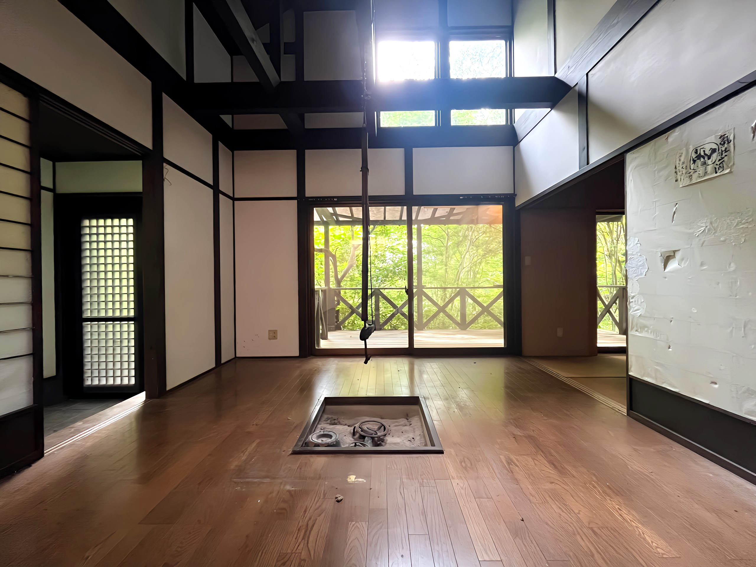 【中古物件】山の中にひっそりと佇む、囲炉裏のある一軒家。