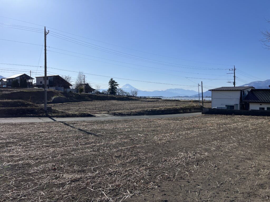 【土地】富士山・南アルプス・八ヶ岳を一望。 田園風景とともに暮らす、谷戸の特等席。