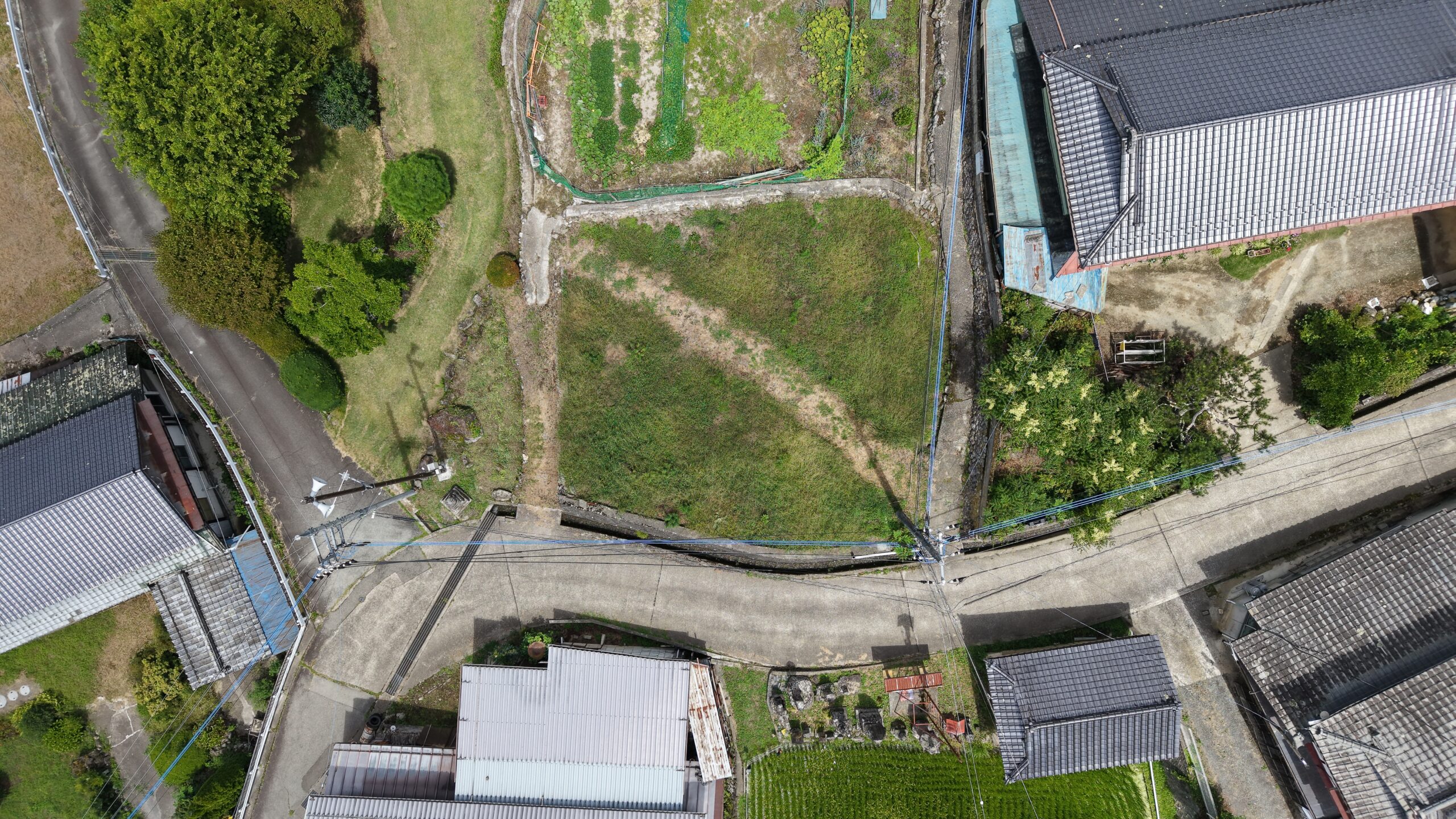 【中古物件】高台から田園と南アルプスを望む。 里山の風景に溶け込む、趣ある古民家。