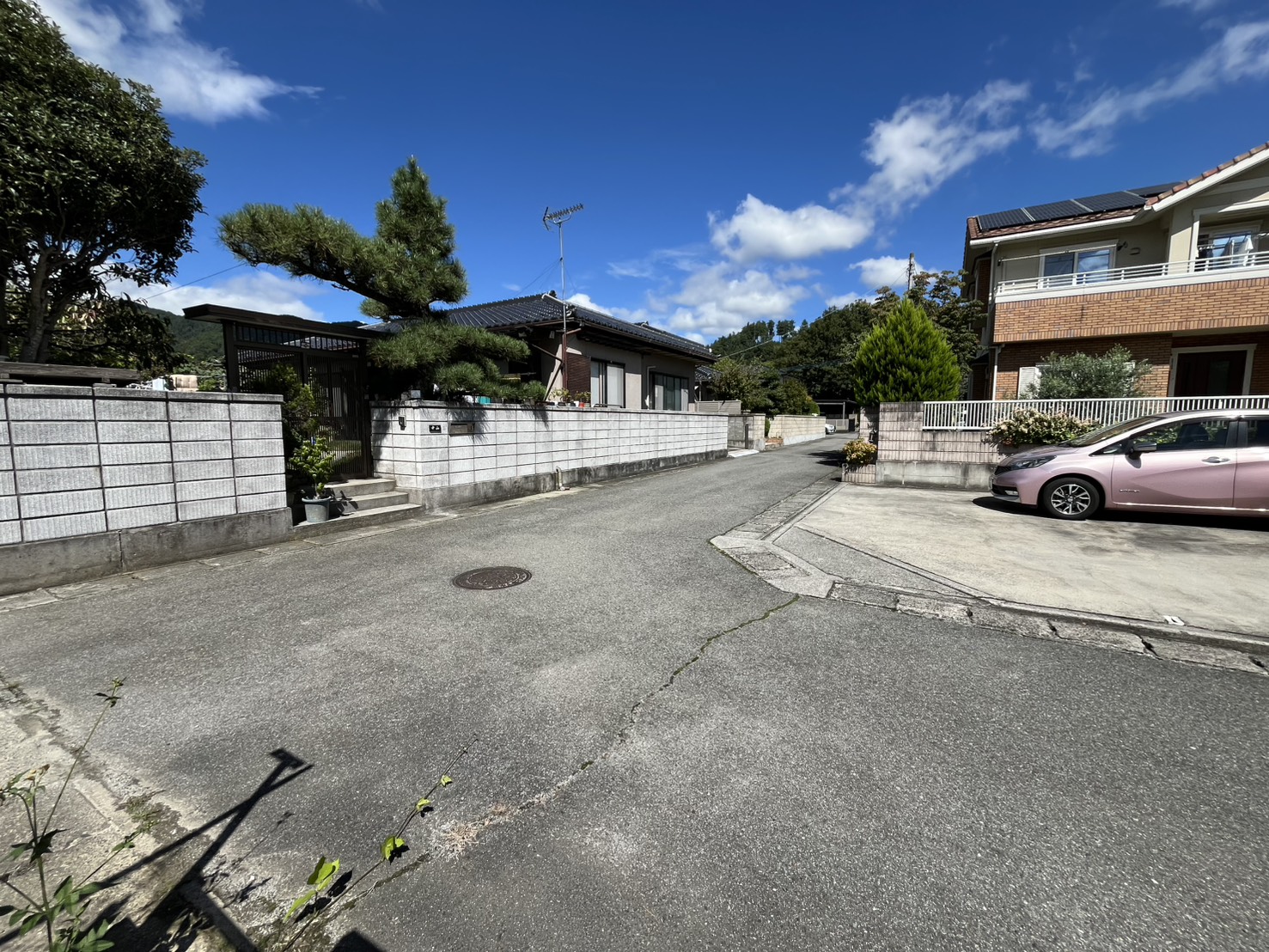 【中古戸建】園風景の先に、南アルプスを望む。 自分好みに再生を楽しむ、武川町山高の小さな一邸。