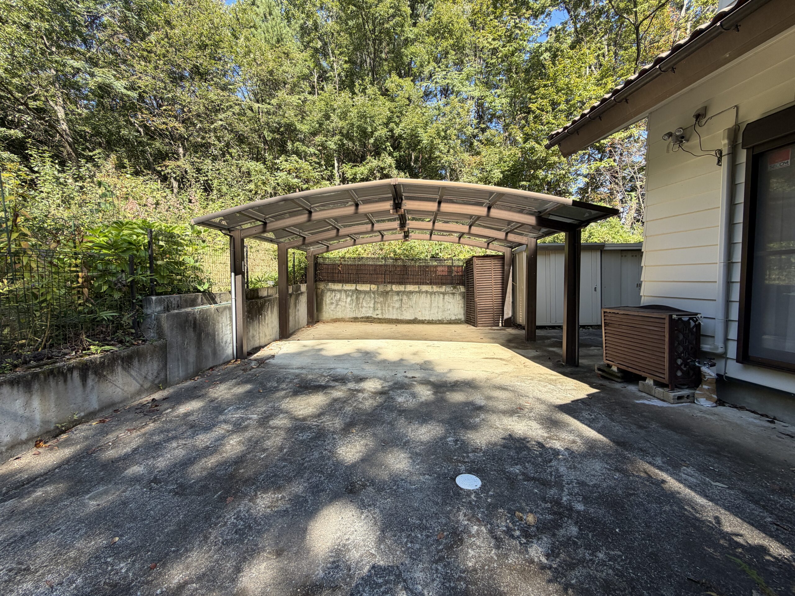 【中古物件】高台から望む、田園風景と雄大な山々。 開放感と暮らしやすさを兼ね備えた、プライベート性の高い一邸。