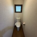 【中古物件】高台から望む、田園風景と雄大な山々。 開放感と暮らしやすさを兼ね備えた、プライベート性の高い一邸。
