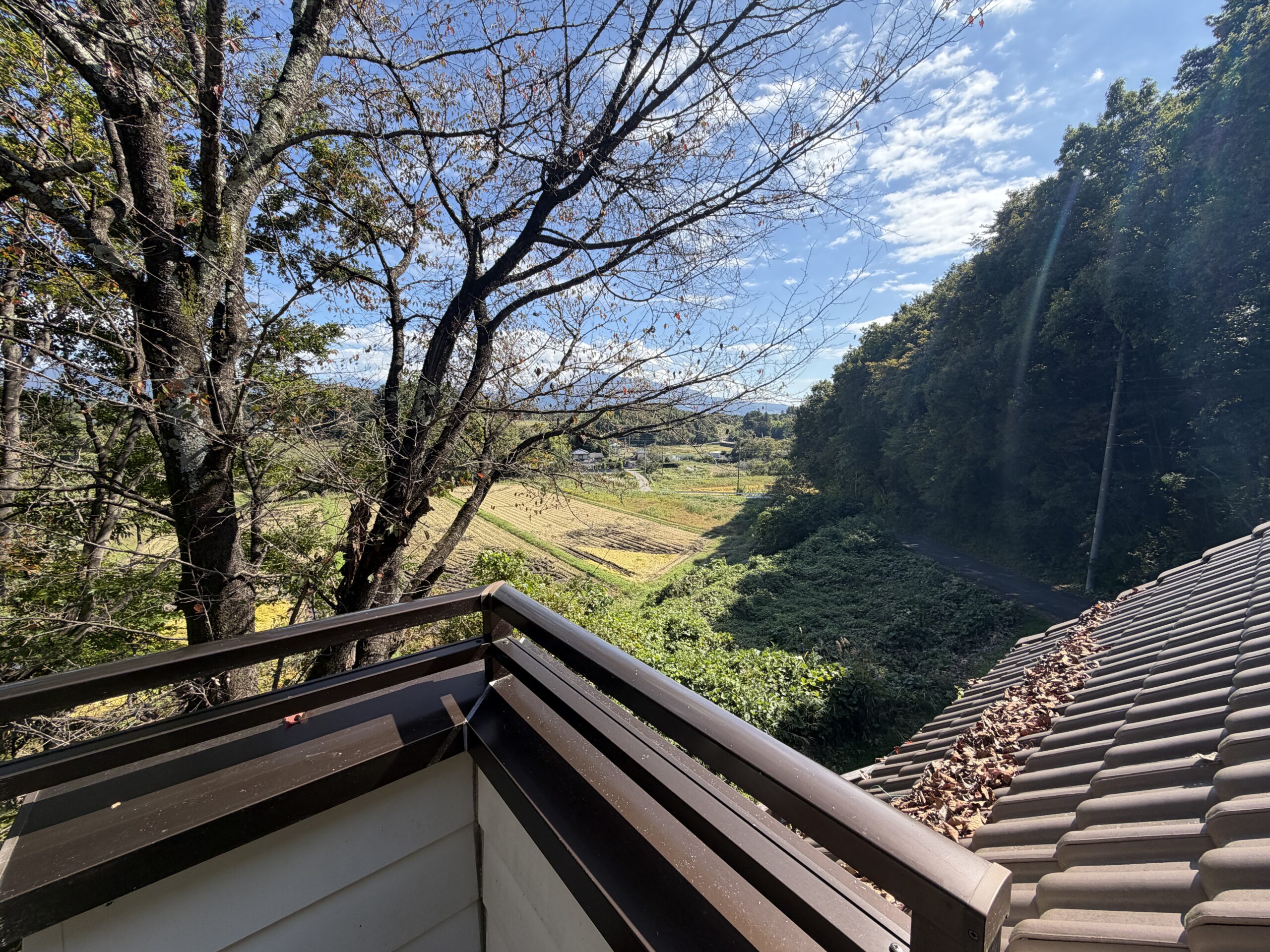 【中古物件】高台から望む、田園風景と雄大な山々。 開放感と暮らしやすさを兼ね備えた、プライベート性の高い一邸。