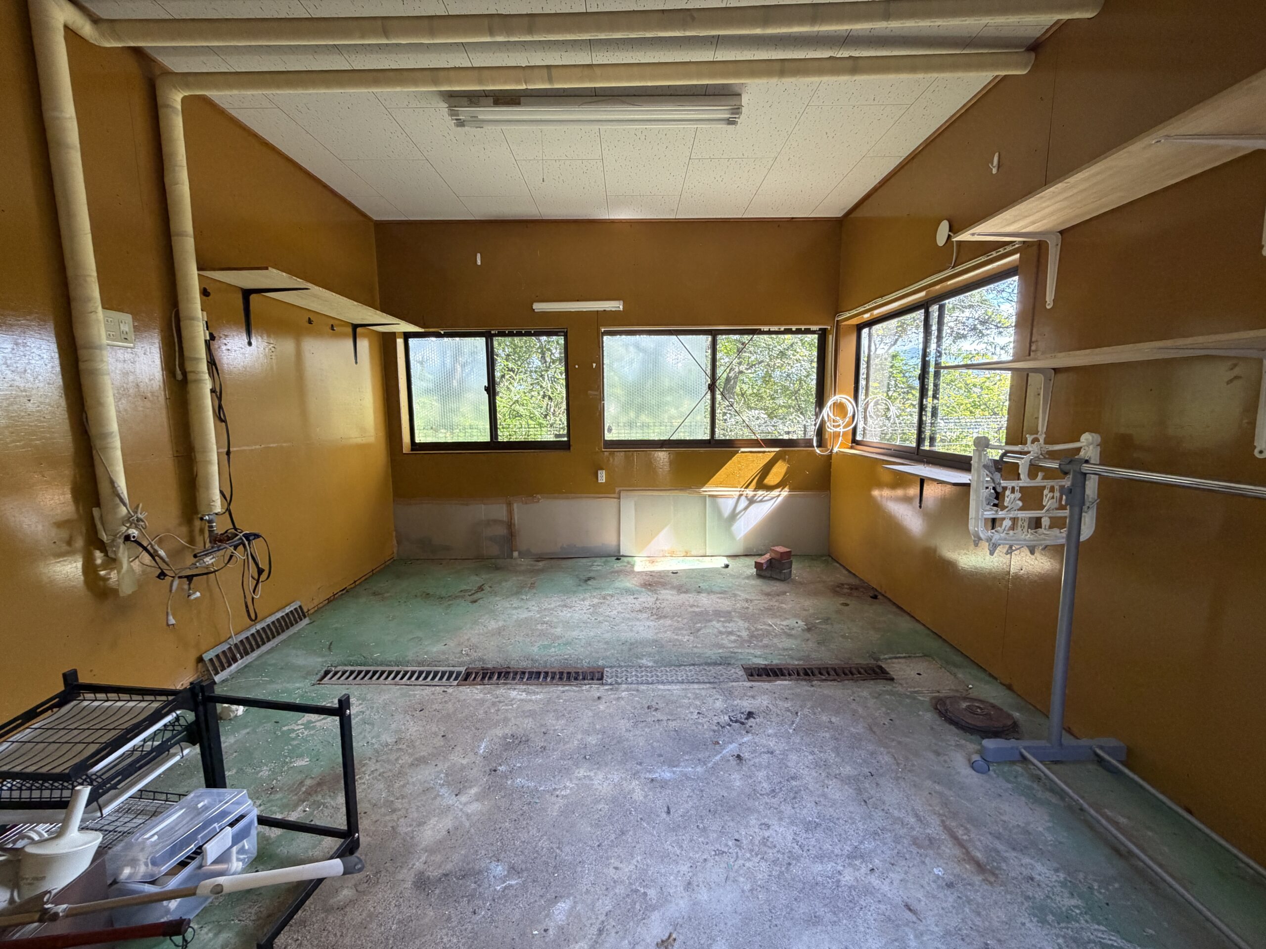 【中古物件】高台から望む、田園風景と雄大な山々。 開放感と暮らしやすさを兼ね備えた、プライベート性の高い一邸。