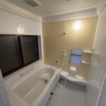 【中古物件】山並みを望む開放感と、日本家屋ならではの趣。 和のぬくもりを残して再生した、リフォーム済み5LDK。