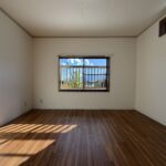 【中古物件】山並みを望む開放感と、日本家屋ならではの趣。 和のぬくもりを残して再生した、リフォーム済み5LDK。