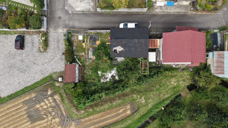 【中古戸建】園風景の先に、南アルプスを望む。 自分好みに再生を楽しむ、武川町山高の小さな一邸。